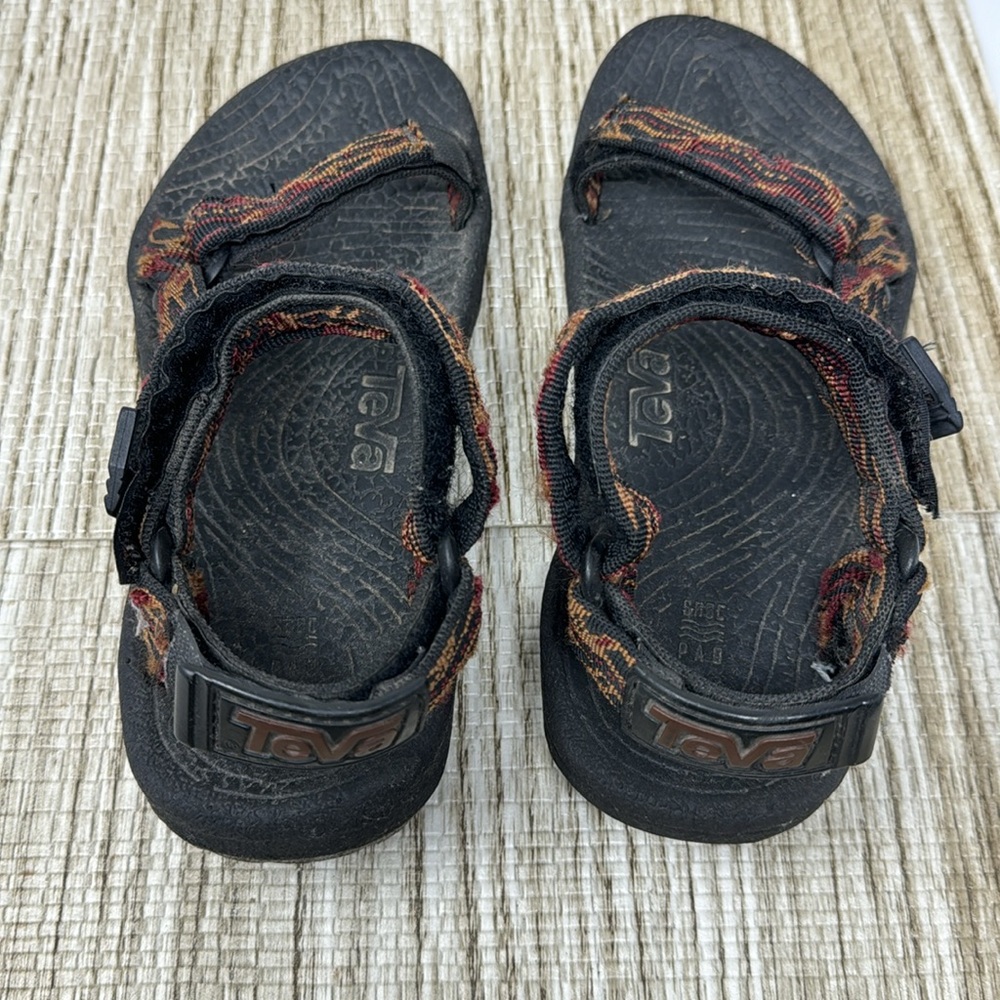 Teva sandals - Picture 4 of 9